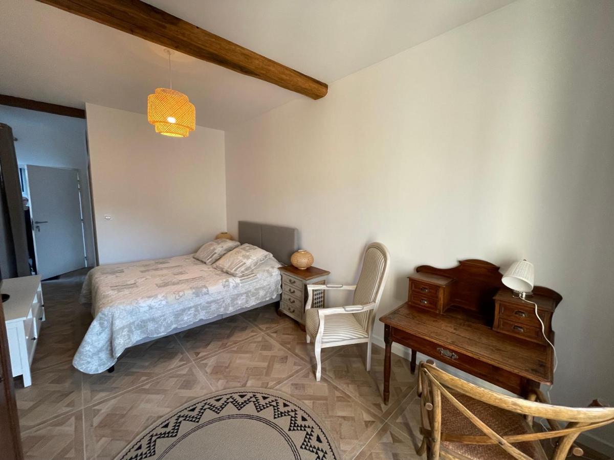 Les 3 Pigeons Hotel Bressuire Kültér fotó